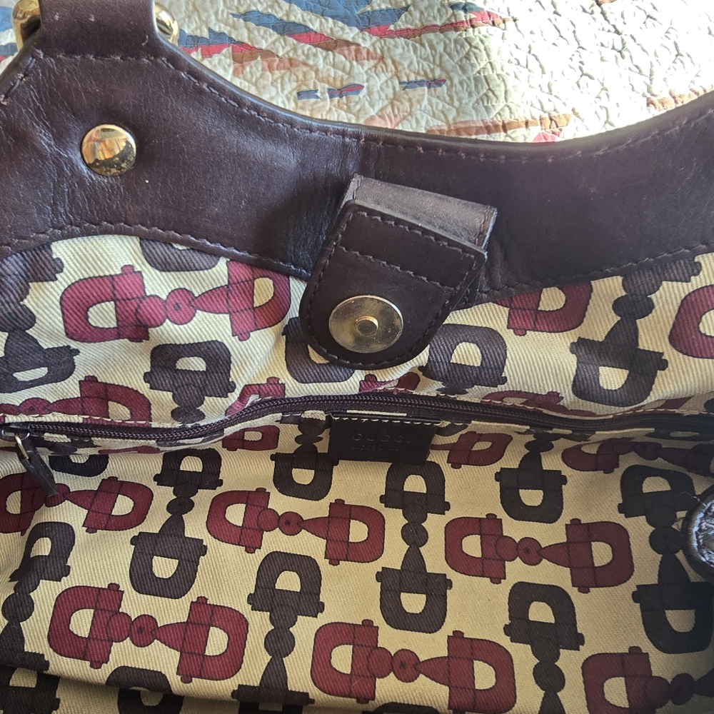 GUCCI Handbag - Picture 3 of 11